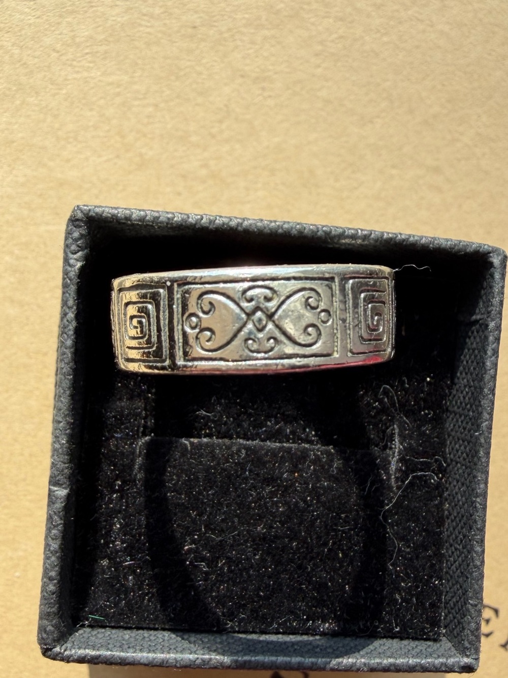 Brighton 925 Silver Patterned Band! Size 8! - Picture 5 of 7